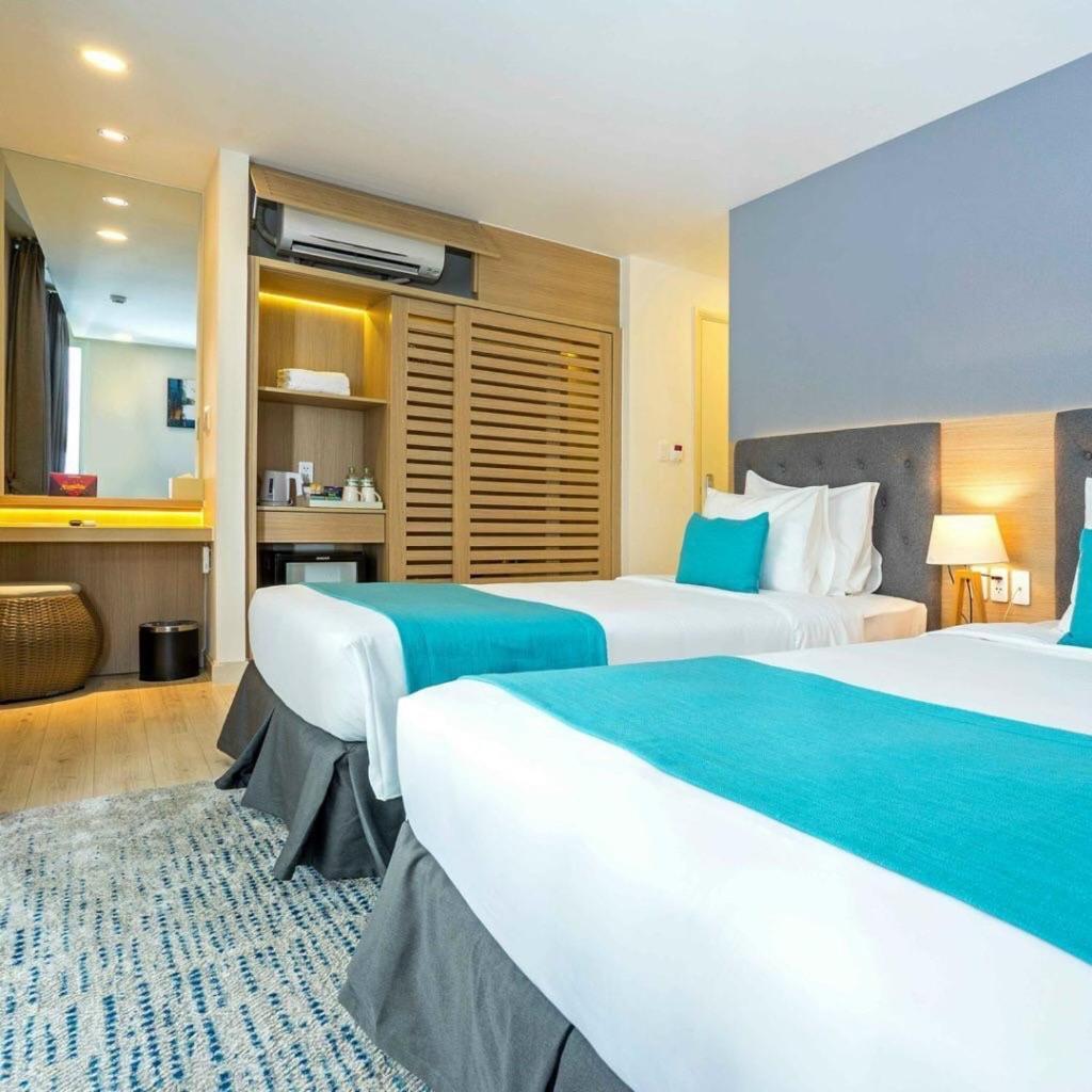 Khach San - Resort Oceanami - 隆海 外观 照片