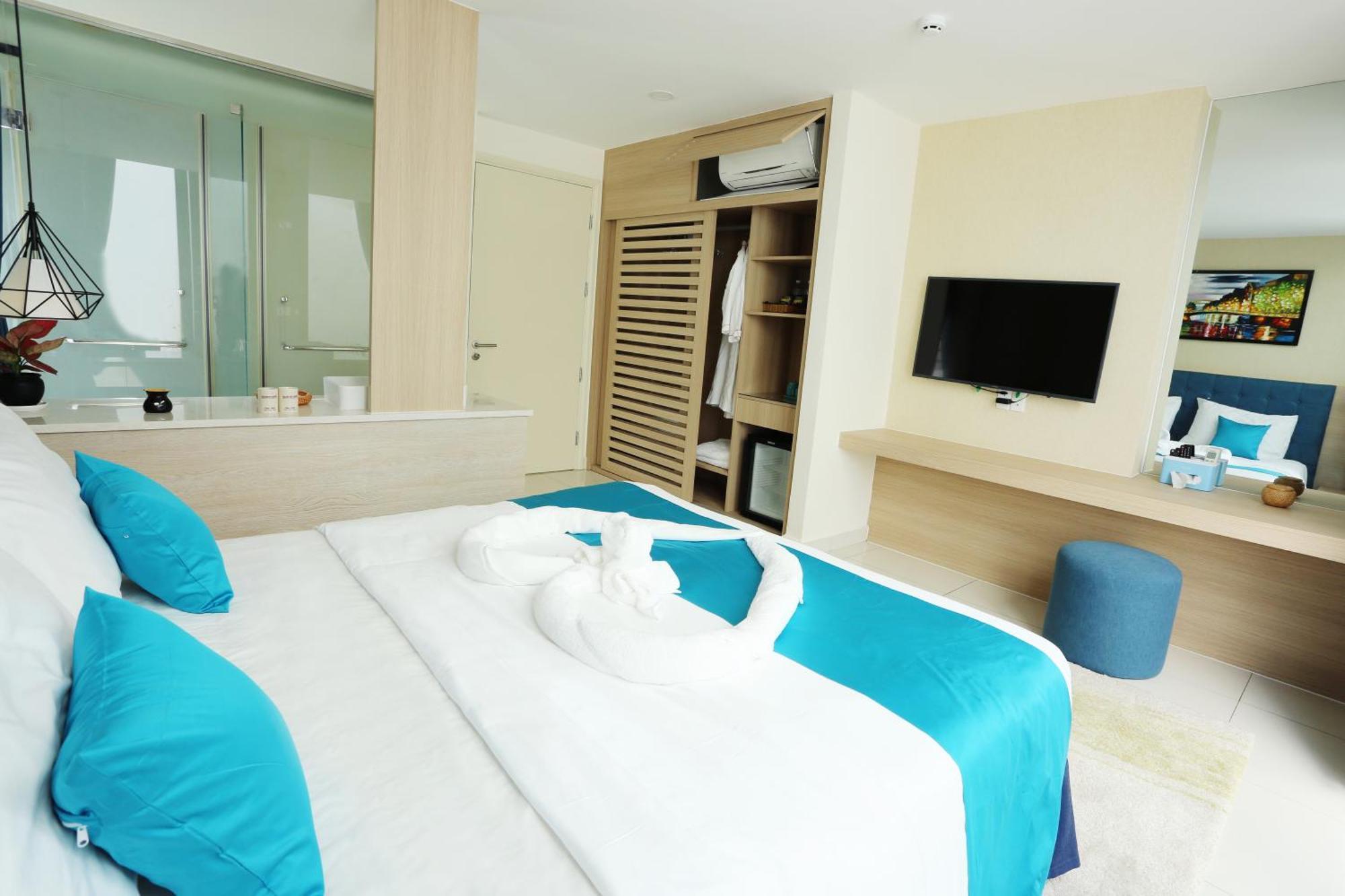 Khach San - Resort Oceanami - 隆海 外观 照片